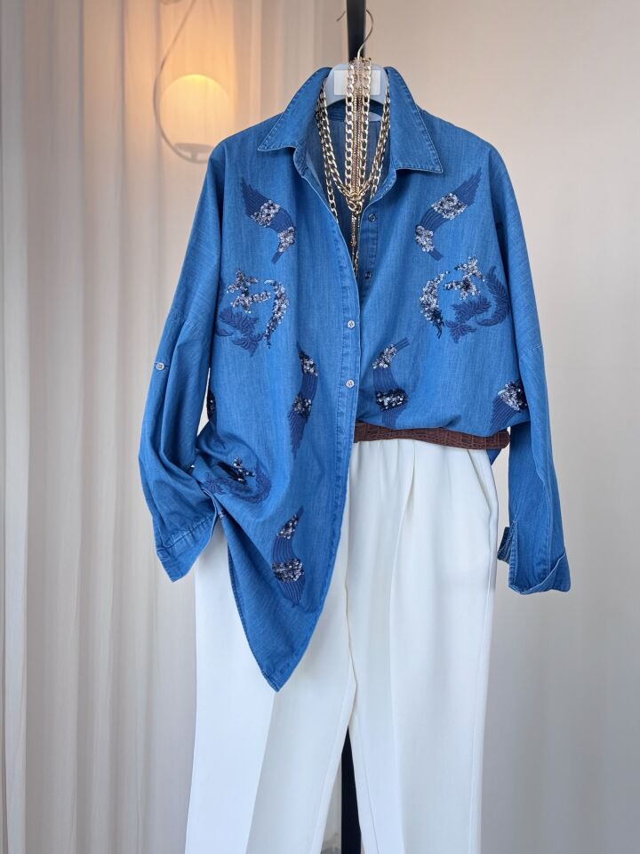 Denim İşlemeli Gömlek